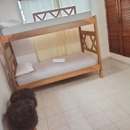 A 15 Min Del Centro Apartment